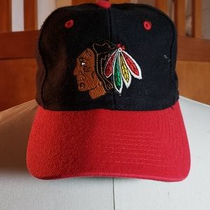 Vintage Chicago Blackhawks snapback baseball hat.